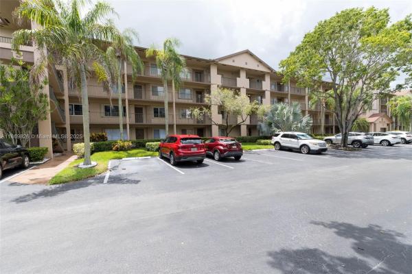 Falmouth At Century Village, 12550 SW 15th St #205E, Pembroke Pines, Florida 33027, image 2