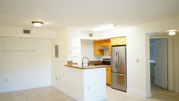 15231 SW 80 St 101, Unincorporated Dade County, Florida 33193, image 1