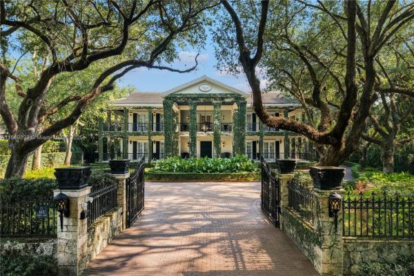 Biscayne Bay, 612 Sunset Dr, Coral Gables, Florida 33143, image 1