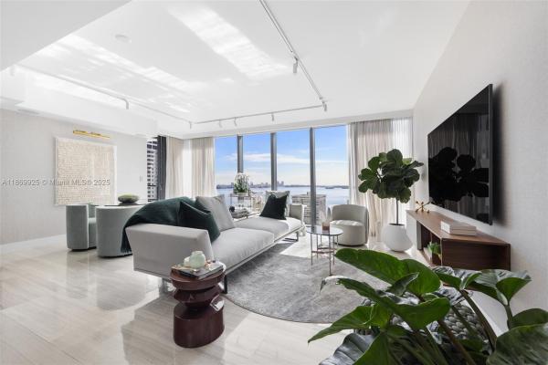 Echo Brickell, 1451 Brickell Ave #1901, Miami, Florida 33131, image 1