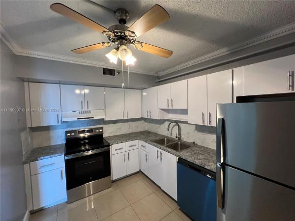 Hillcrest, 919 Hillcrest Dr #804, Hollywood, Florida 33021, image 1