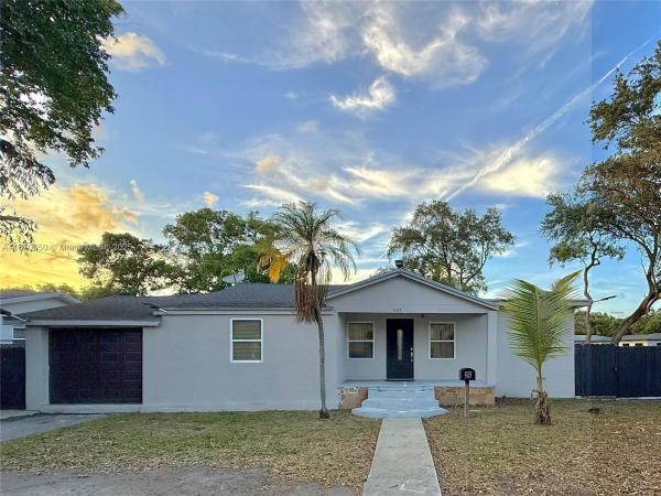 947 NE 149th St, Miami, Florida 33161, image 1