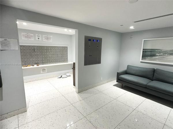 Coronado Tower 1, 20335 W Country Club Dr #2502, Aventura, Florida 33180, image 3