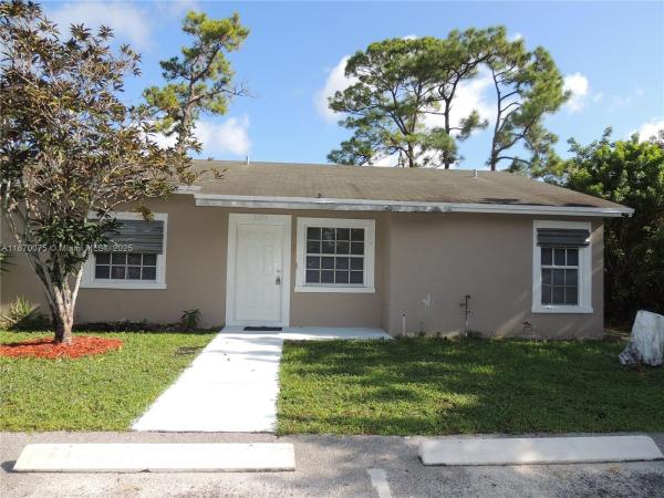 Laura Lane, 2225 Laura Ln #2225, West Palm Beach, Florida 33415, image 1