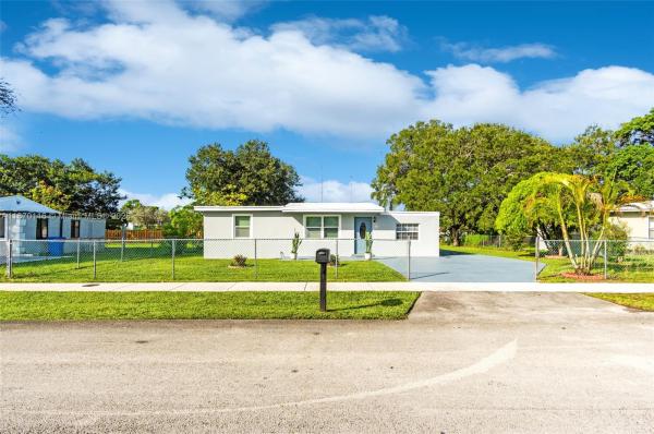 Miami Gardens Estates, 134 Miami Gardens Rd, West Park, Florida 33023, image 1