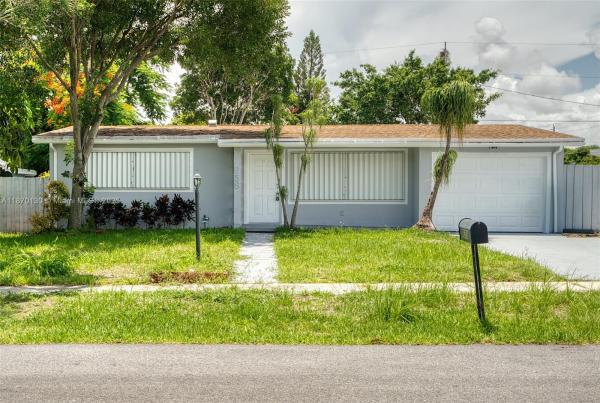 Lake Boynton Estates, 658 SW 1st Ct #n/a, Boynton Beach, Florida 33426, image 1