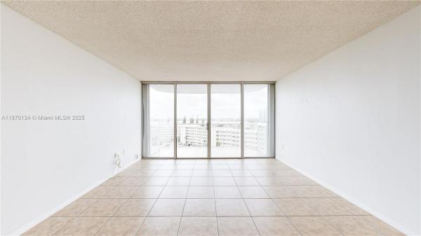 Del Prado, 18011 Biscayne Blvd #903, Aventura, Florida 33160, image 1