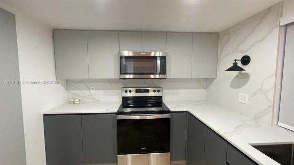 15210 SW 48th Ter #G-83, Unincorporated Dade County, Florida 33185, image 1
