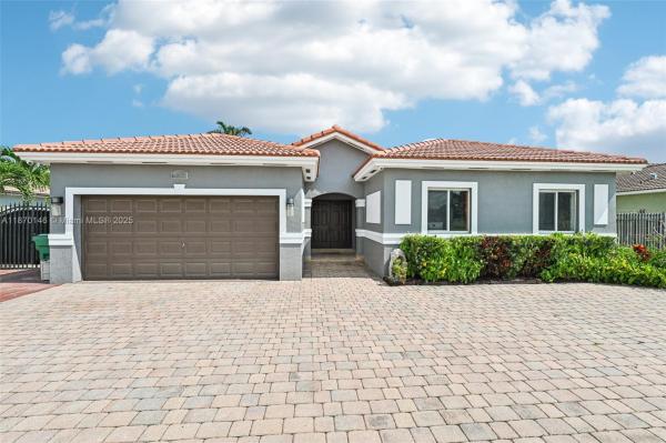 Jeannie Estates, 15333 SW 184th St, Richmond West, Florida 33187, image 3