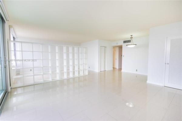 Mirador South 1000, 1000 West Ave 430, Miami Beach, Florida 33139, image 1
