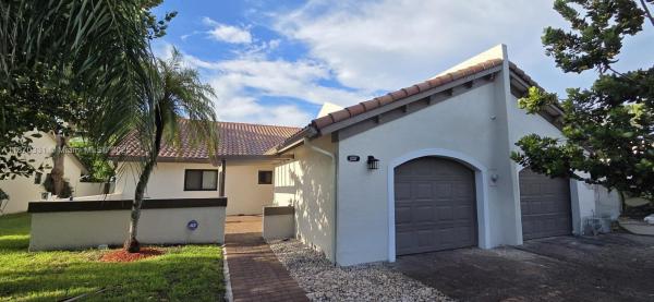 11527 SW 84th Ln, Miami, Florida 33173, image 1