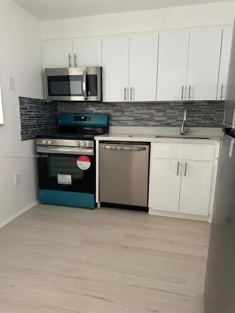 Woodside, 16851 NE 23rd Ave #B604, North Miami Beach, Florida 33160, image 2