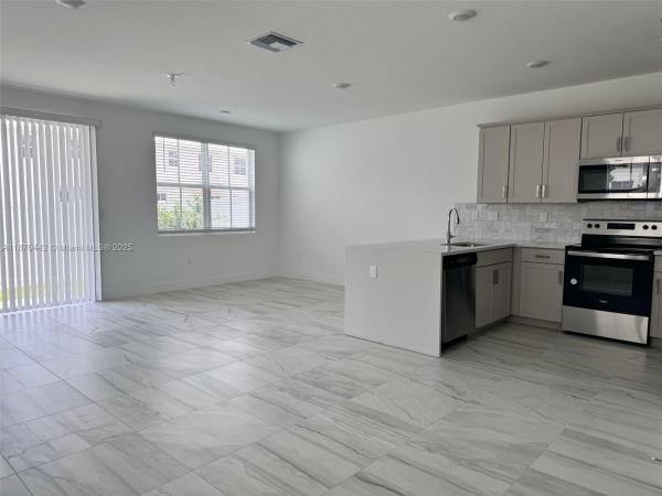 Merrick Square, 123 SW 171st Ln, Pembroke Pines, Florida 33027, image 1
