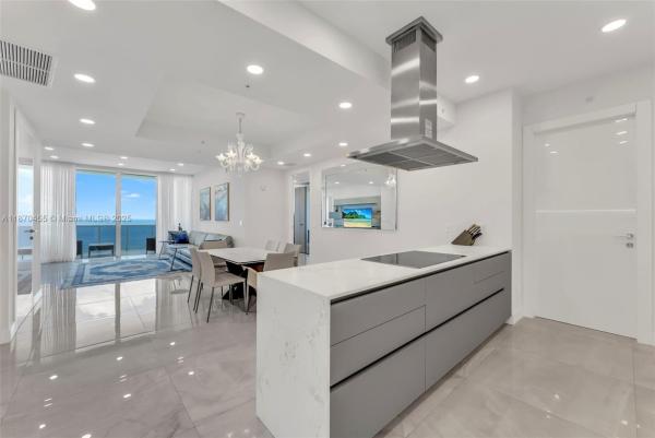 Trump Royale, 18201 Collins Ave #4606, Sunny Isles Beach, Florida 33160, image 2
