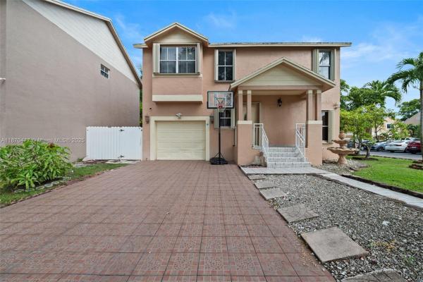 Charleston In The Pines, 381 NW 102nd Ter, Pembroke Pines, Florida 33026, image 1
