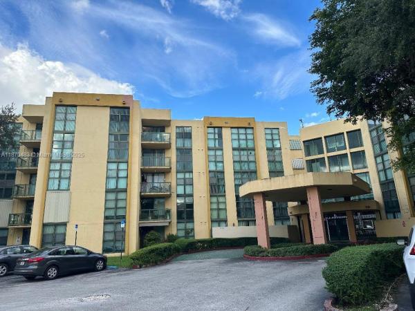 11780 SW 18th St #220-2, Unincorporated Dade County, Florida 33175, image 1