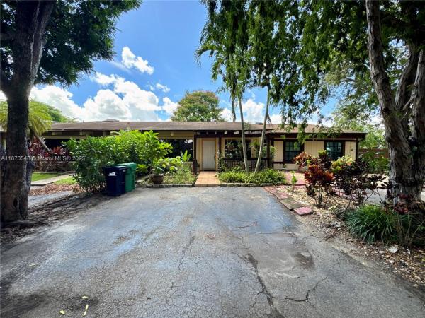 13527 SW 101st Ln, Miami, Florida 33186, image 1