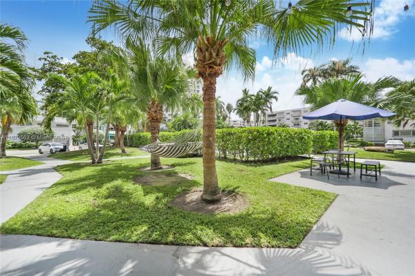 9800 E Bay Hbr #8, Bay Harbor Islands, Florida 33154, image 1