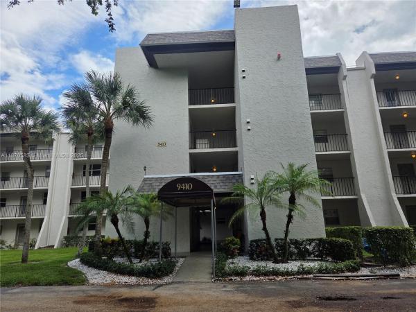 Poinciana Place Of Pine Island Ridge, 9410 Poinciana Pl #408, Davie, Florida 33324, image 1