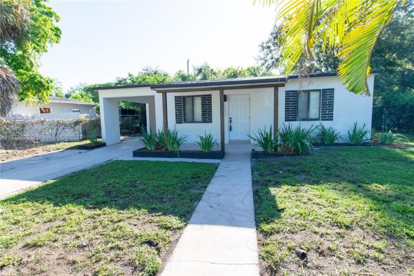 Woodland Park, 122 SW 22nd Ave, Fort Lauderdale, Florida 33312, image 1