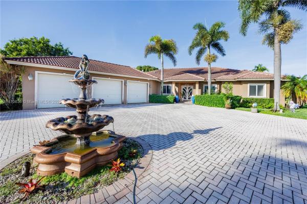 19310 SW 288th St, Homestead, Florida 33030, image 1