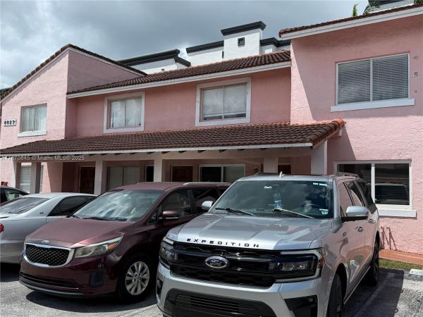 Doral Court, 8023 Lake Dr #204, Doral, Florida 33166, image 1