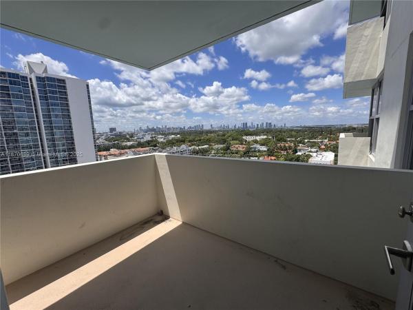 Triton Tower, 2899 Collins Ave #1526, Miami Beach, Florida 33140, image 1