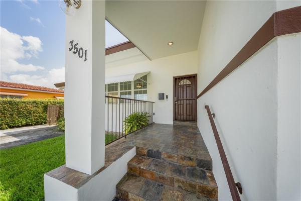 Coral Way Village, 3501 SW 87th Ave, Westchester, Florida 33165, image 3