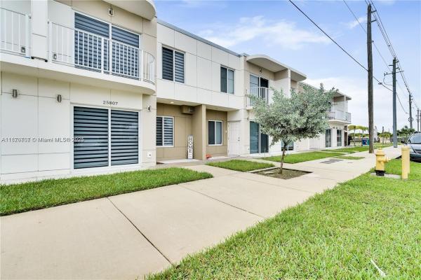 25807 SW 139th Ct #25807, Unincorporated Dade County, Florida 33032, image 1