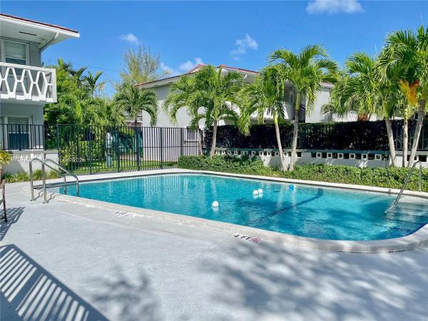 Edgewater Of Coral Gables, 35 Edgewater Dr #103, Coral Gables, Florida 33133, image 1