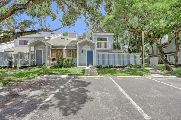 Players Place, 1818 Adventure Pl, North Lauderdale, Florida 33068, image 1