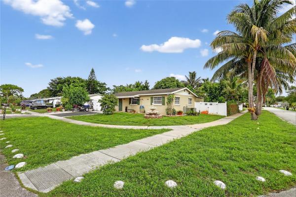 Lauderdale North Park, 7201 SW 4th Ct, North Lauderdale, Florida 33068, image 1