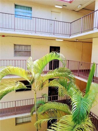 Capri Gardens, 11925 NE 2nd Ave #B309, North Miami, Florida 33161, image 2