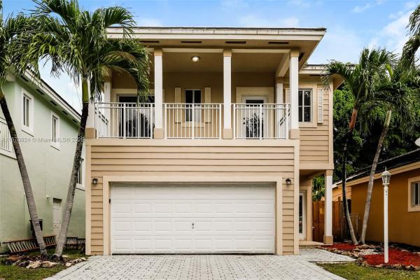 3347 NE 4th St, Unincorporated Dade County, Florida 33033, image 1