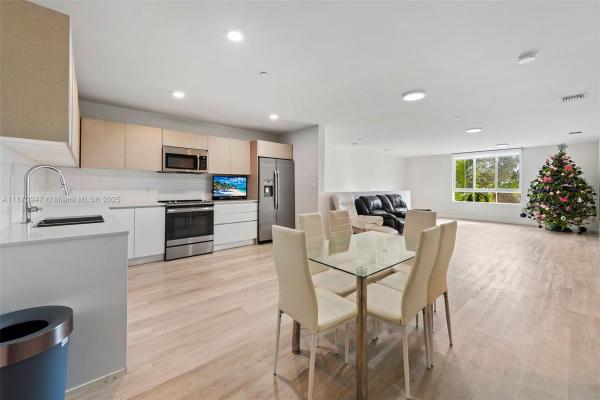 2505 NE 193rd St #4202, Miami, Florida 33180, image 1