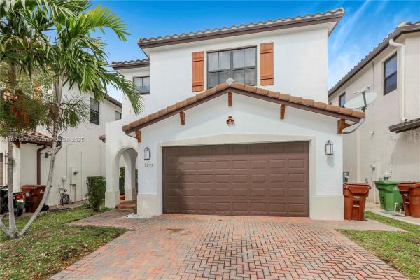 Bonterra, 3293 W 98th Pl, Hialeah, Florida 33018, image 1