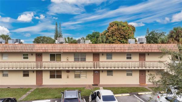Gateland Village, 3777 NW 78th Ave #15G, Davie, Florida 33024, image 1