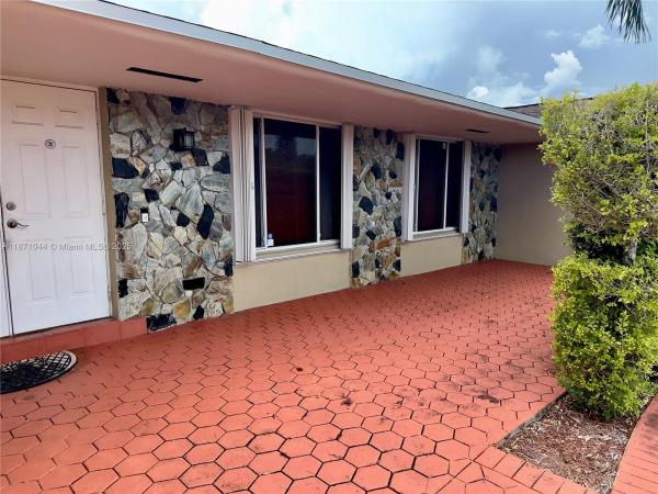 1890 NE 211th Ter, Miami, Florida 33179, image 1