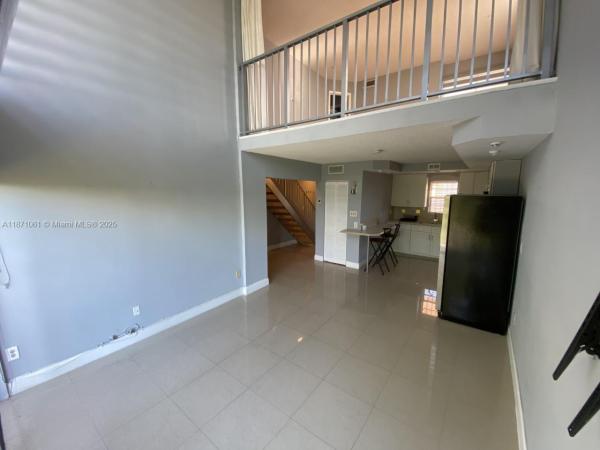 8897 Fontainebleau Blvd #401, Unincorporated Dade County, Florida 33172, image 1