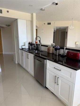 The Landmark, 20185 E Country Club Dr #510, Aventura, Florida 33180, image 2