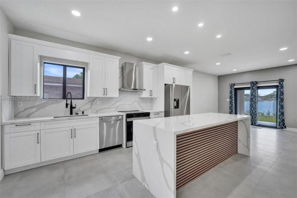 Hyde Park, 4640 SW 26 St, West Park, Florida 33023, image 1