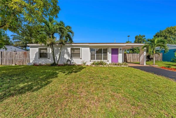 Broadview Country Club Estates, 1601 SW 68th Ter, North Lauderdale, Florida 33068, image 2