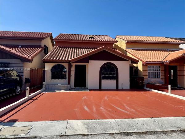 Alameda By The Lake, 2732 W 54th St, Hialeah, Florida 33016, image 1