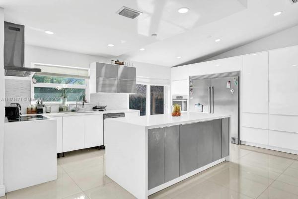 Sans Souci Estates, 2190 NE 122nd St, North Miami, Florida 33181, image 1