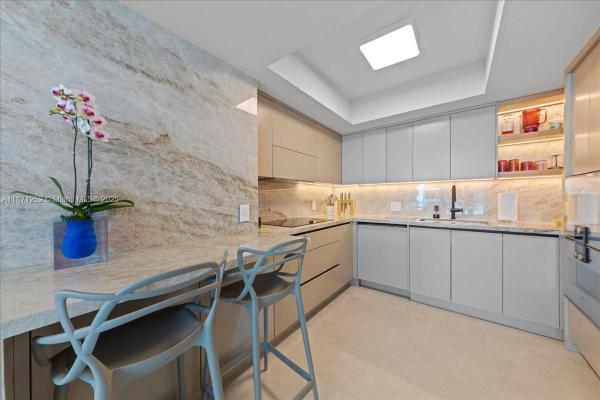 Jade Residences At Brickell Bay, 1331 Brickell Bay Dr #1406, Miami, Florida 33131, image 2