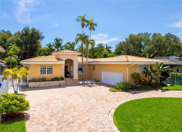Brickells Flagler, 3001 S Miami Ave, Miami, Florida 33129, image 1