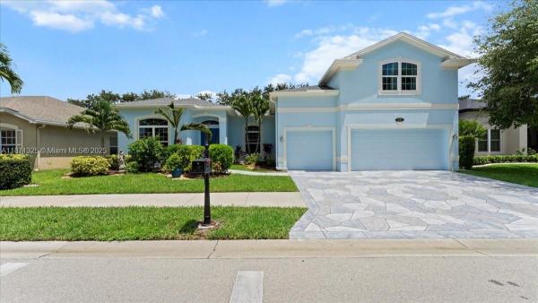 Pebblebrooke Lakes, 371 Burnt Pine Dr, Naples, Florida 34119, image 1