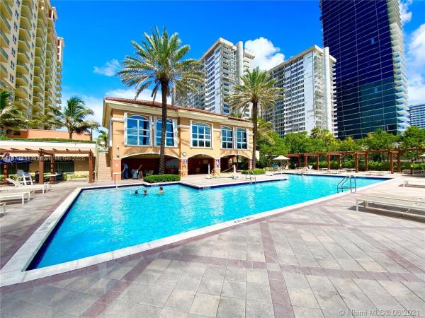 2080 Ocean Drive, 2080 S Ocean Dr #604, Hallandale Beach, Florida 33009, image 2