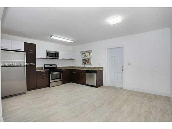 1125 9th St #1, Miami Beach, Florida 33139, image 1