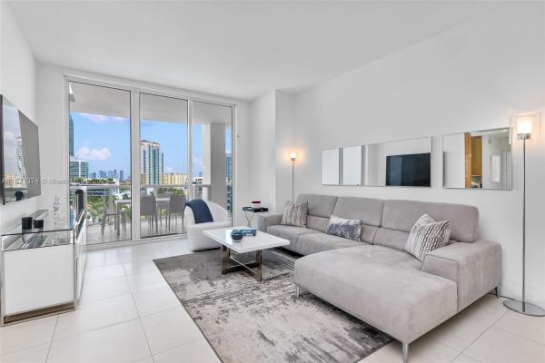 Continuum On South Beach The North Tower, 50 S Pointe Dr #1005, Miami Beach, Florida 33139, image 1